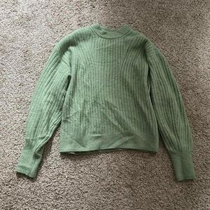 H&M green sweater